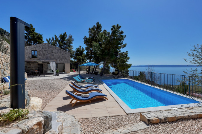 Exterior and surroundings, Villa Eaglestone Makarska